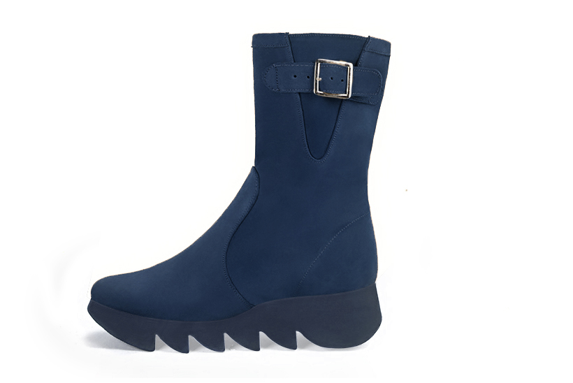 Navy blue women's ankle boots with a zip on the inside. Round toe. Low rubber soles. Profile view - Florence KOOIJMAN
